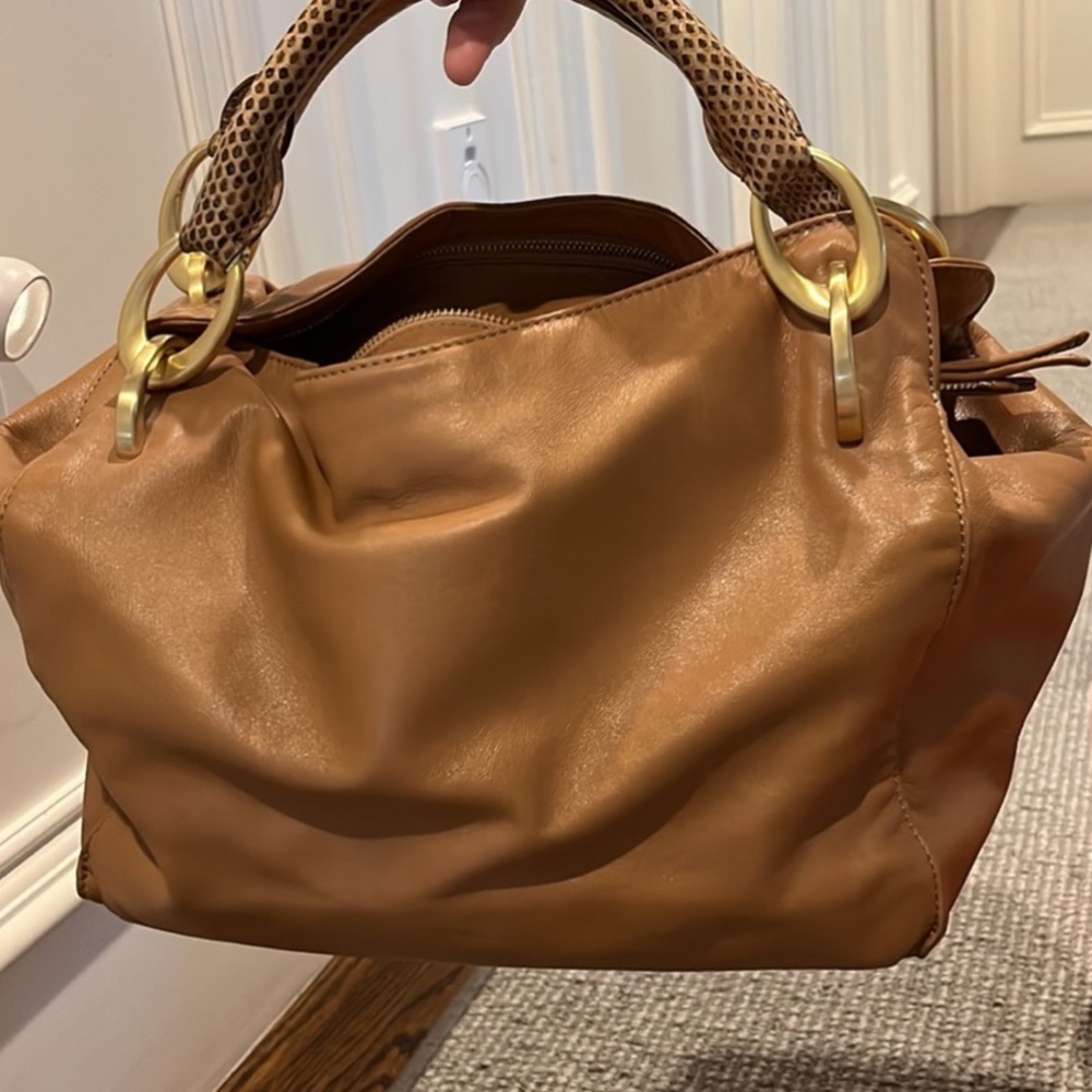 Elie Tahari shoulder bag - Picture 2 of 5